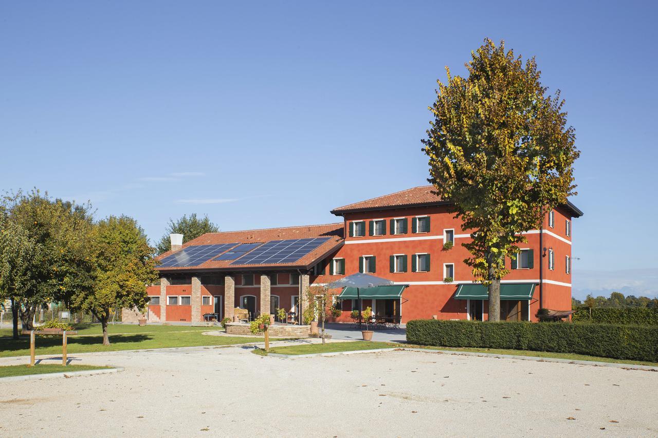 Ca' Ciaran Bed & Breakfast Chiarano ภายนอก รูปภาพ