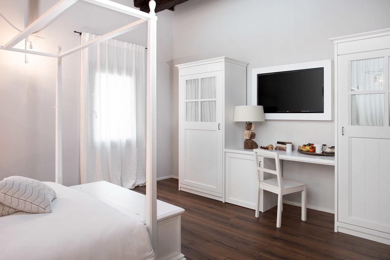 Ca' Ciaran Bed & Breakfast Chiarano ภายนอก รูปภาพ