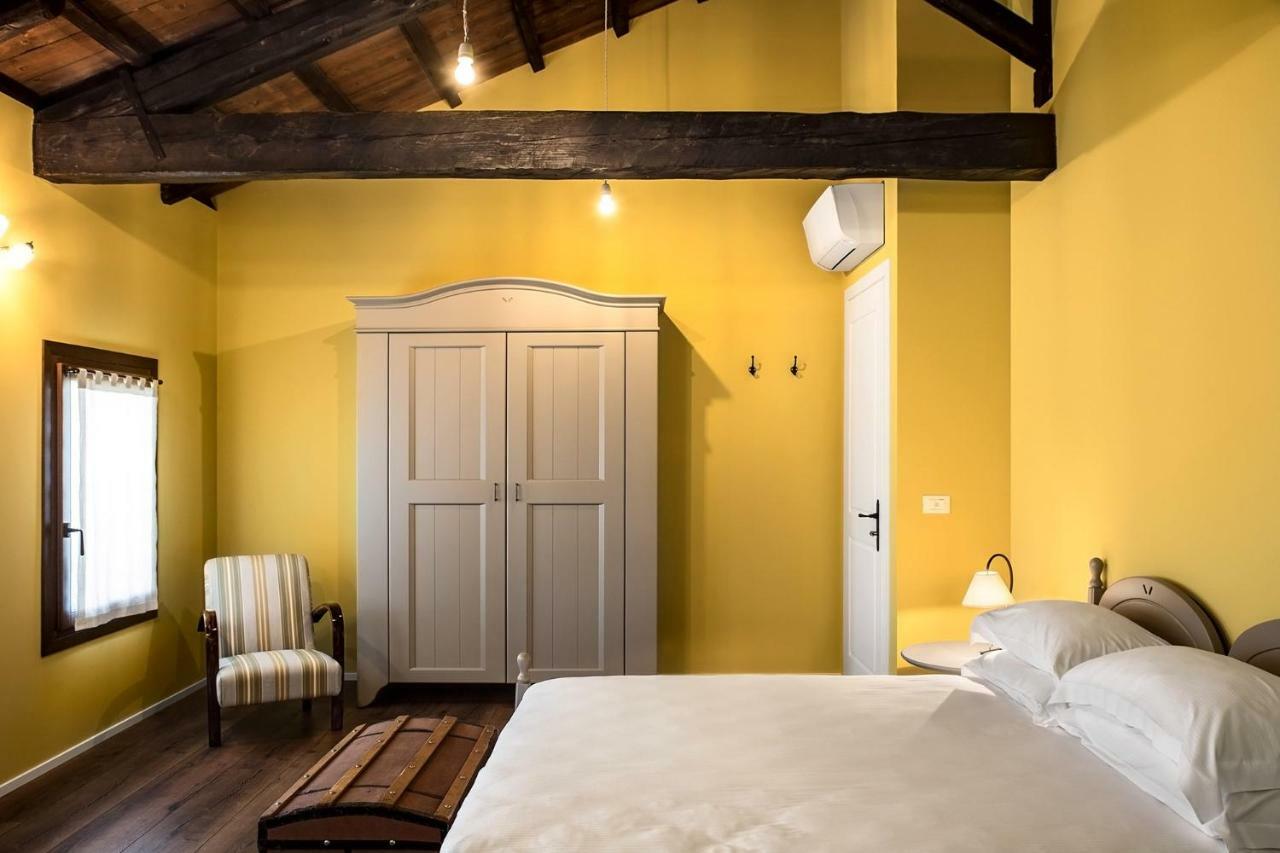 Ca' Ciaran Bed & Breakfast Chiarano ภายนอก รูปภาพ